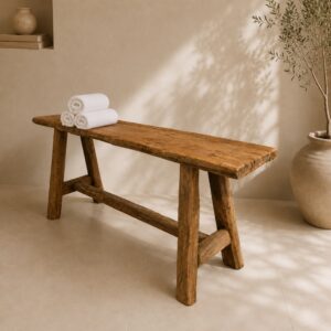 Teakholzbänke aus massivem Altholz-Teak